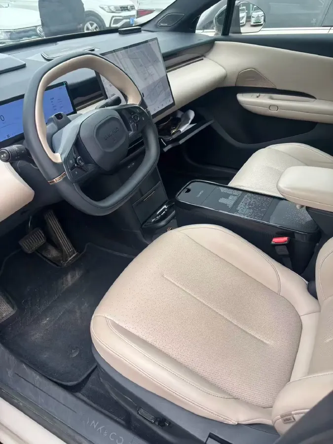 2025 LYNK&CO Z20 BEV 61.47KWH,autocango,china used car exporter,china ev exporter,chinese used car exporter,chinese used ev exporter