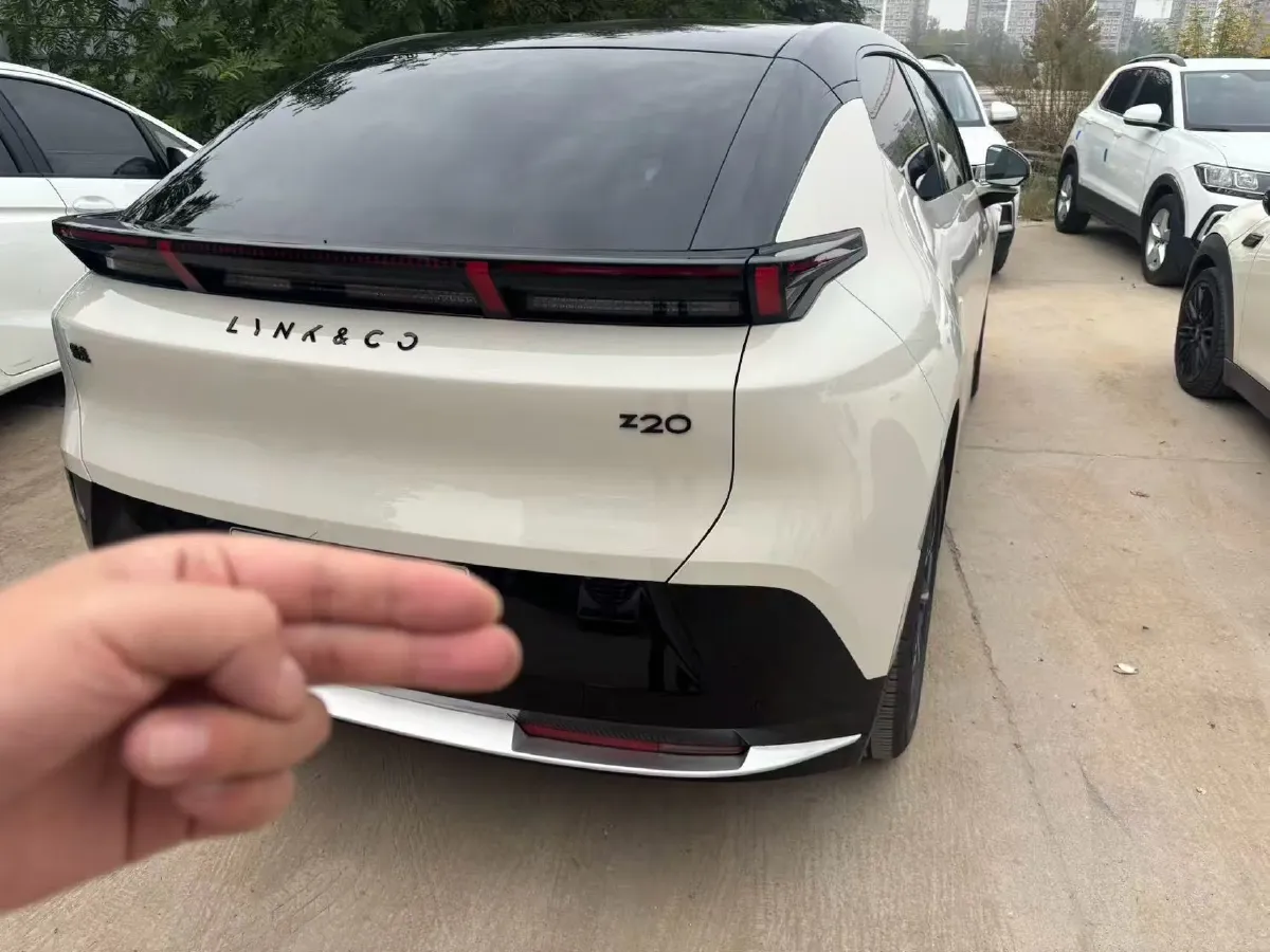 2025 LYNK&CO Z20 BEV 61.47KWH,autocango,china used car exporter,china ev exporter,chinese used car exporter,chinese used ev exporter