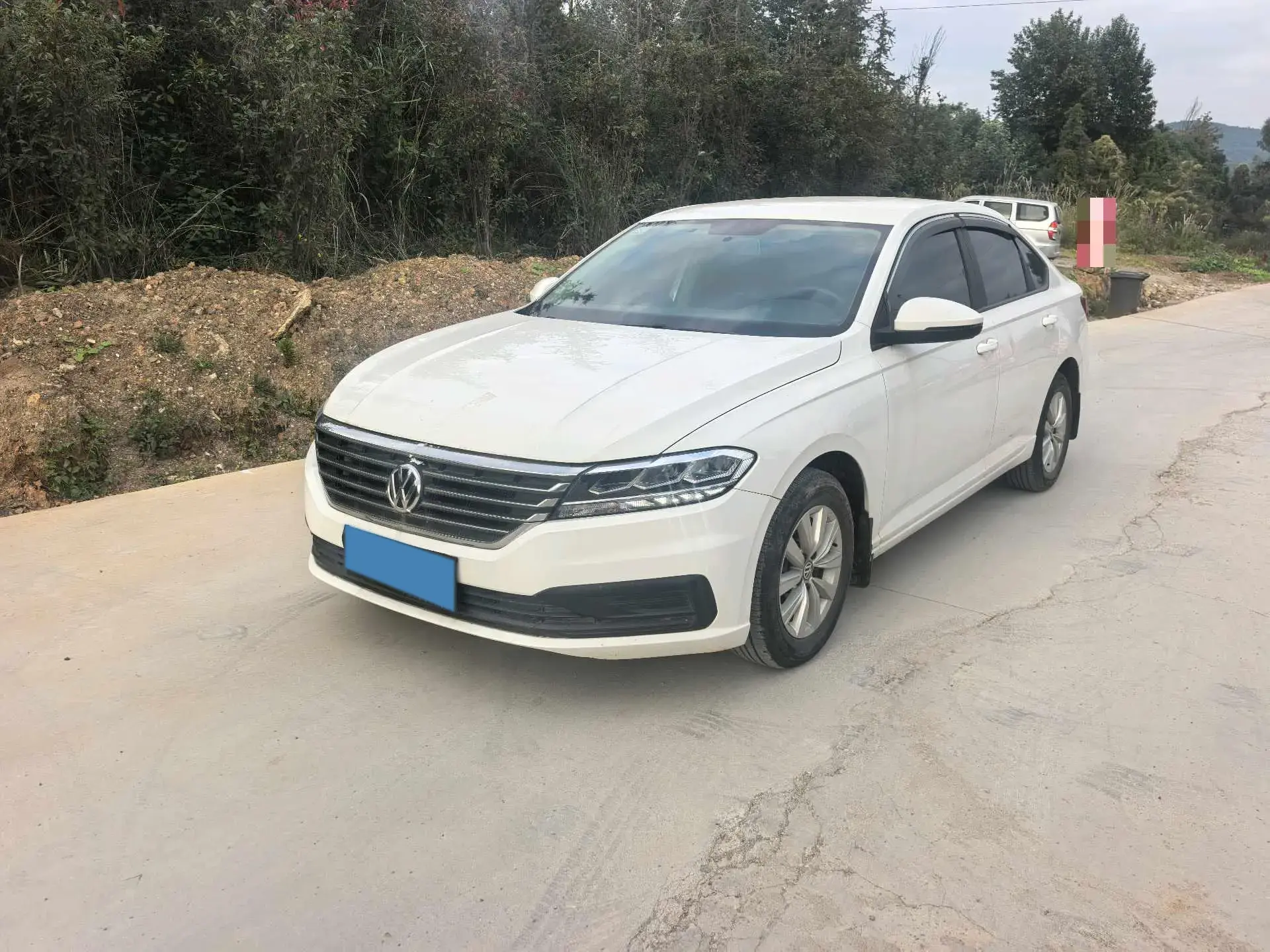2019 VOLKSWAGEN LAVIDA view 1