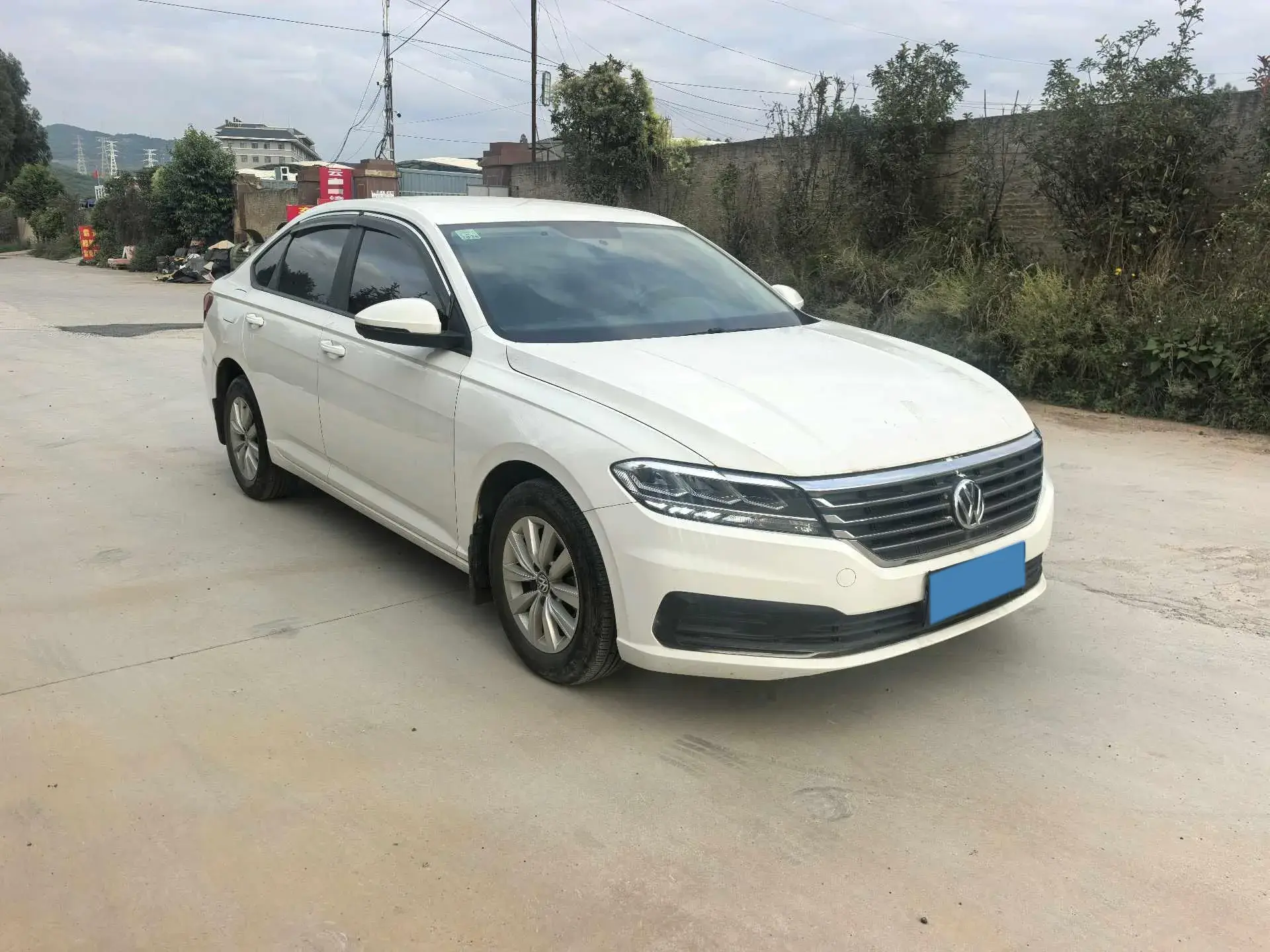 2019 VOLKSWAGEN LAVIDA thumbnail 3