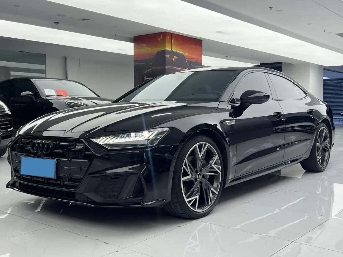 2023 Audi A7L 2.0T 245HP L4 7DCT