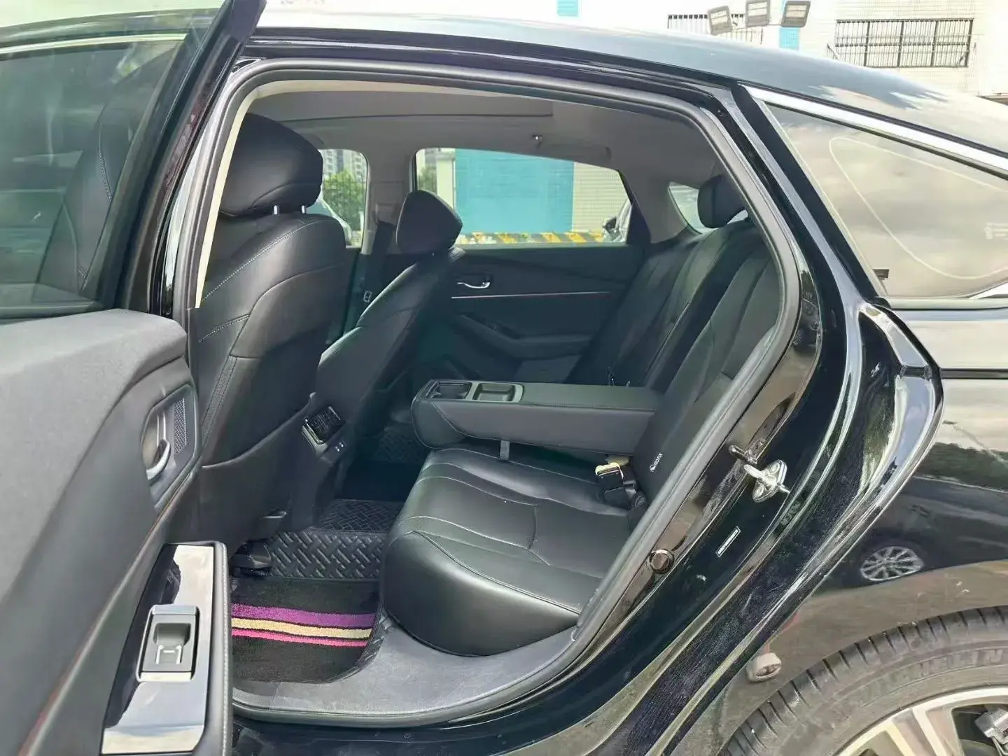 2023 HONDA ACCORD thumbnail 4