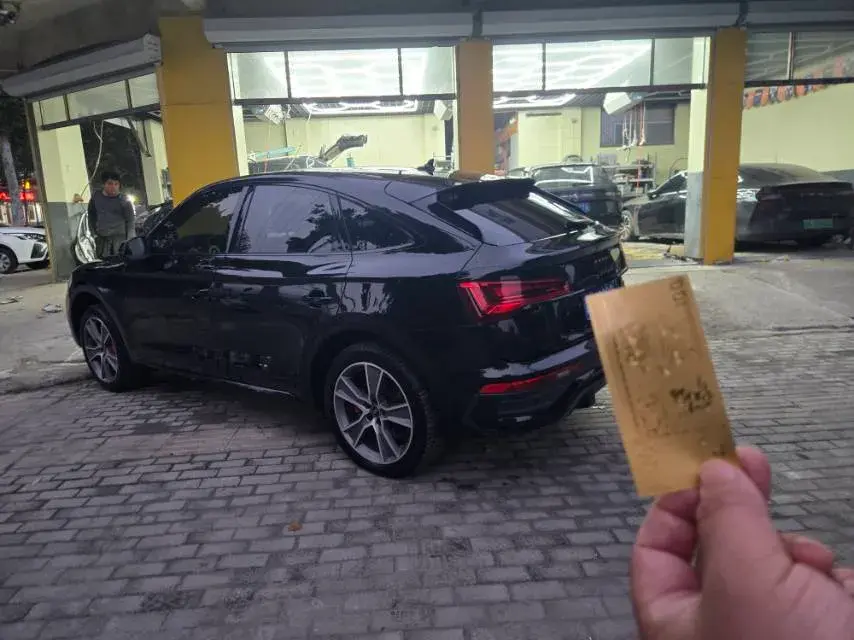 2022 AUDI Q5L thumbnail 3