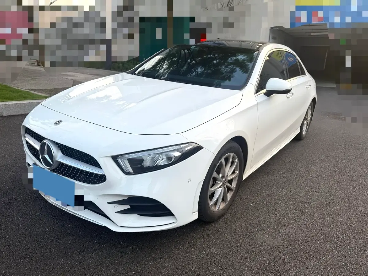 2022 Mercedes-Benz A Class 1.3T 163HP L4 7DCT