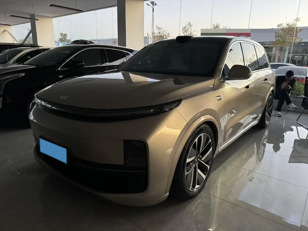 2022 Li L9 Range Extended 154HP REEV 42.6KWH