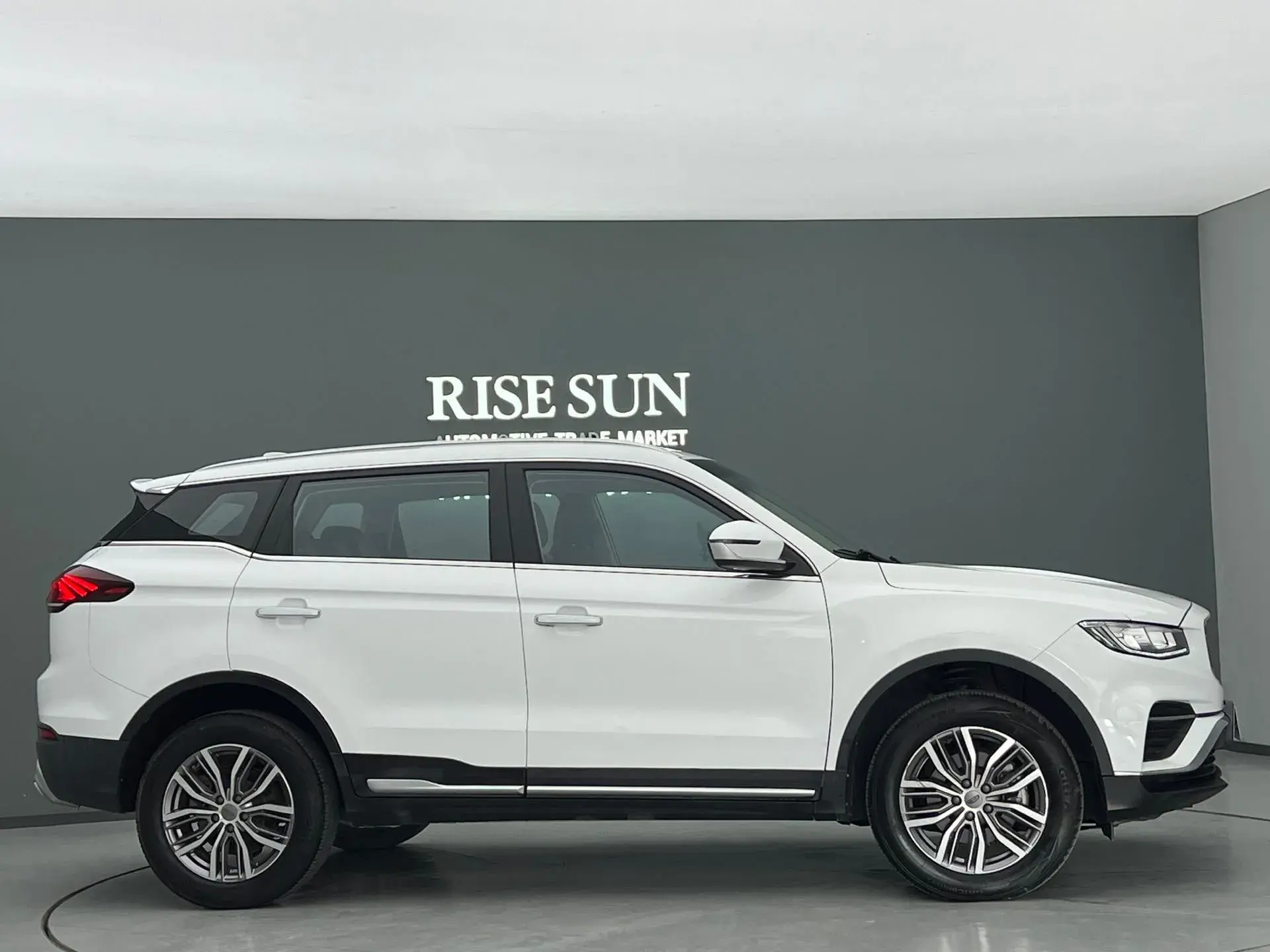 2020 GEELY AZKARRA thumbnail 4