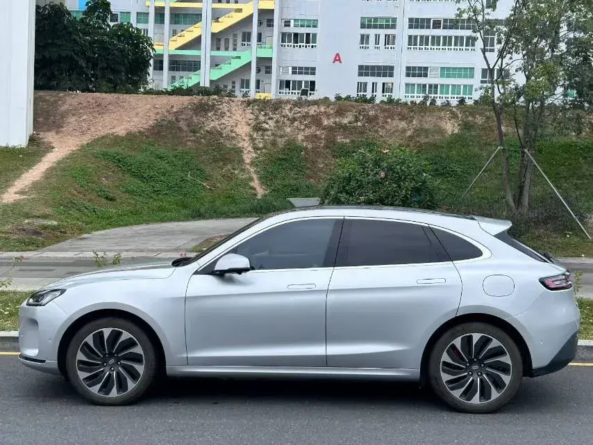 2022 AITO AITO thumbnail 2