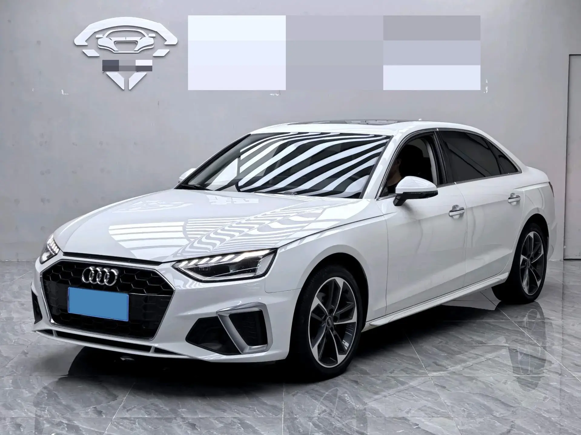2023 AUDI A4L view 1