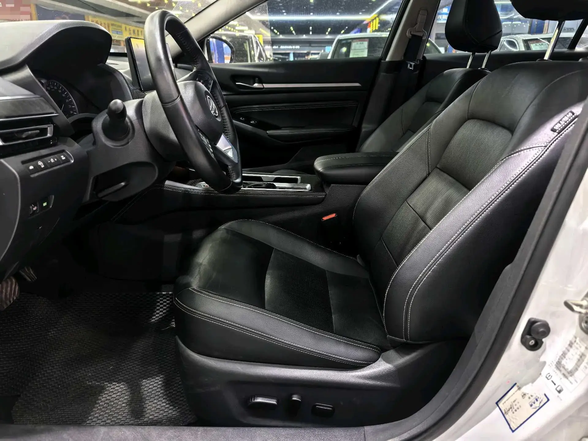 2022 NISSAN TEANA thumbnail 3