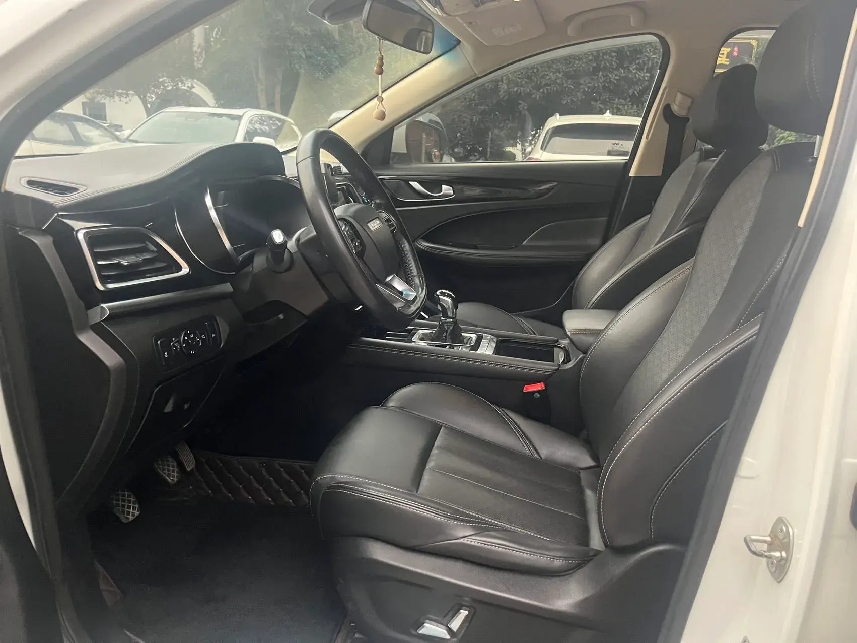 2019 JETOUR X90 thumbnail 4