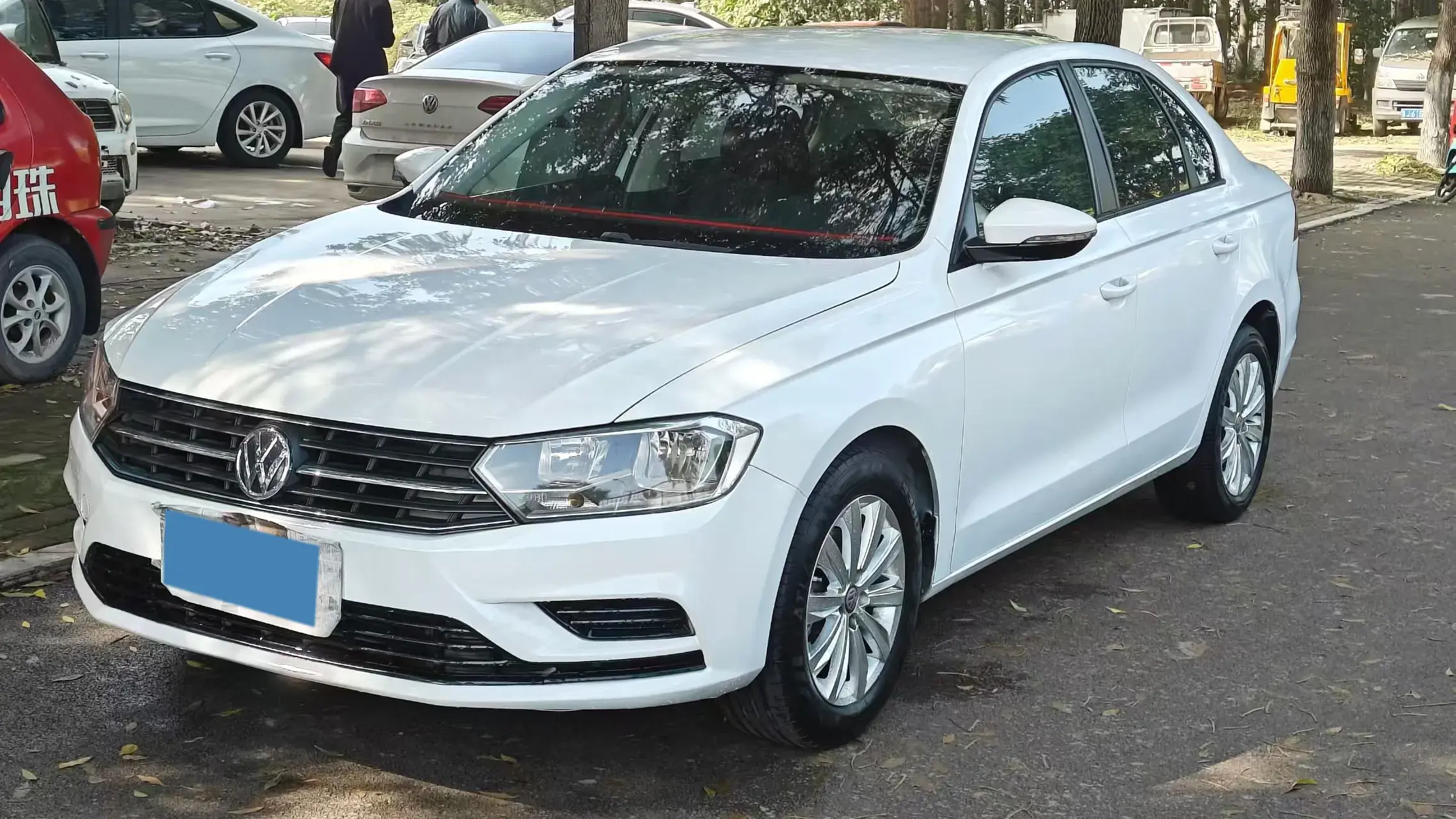 2019 VOLKSWAGEN BORA view 1