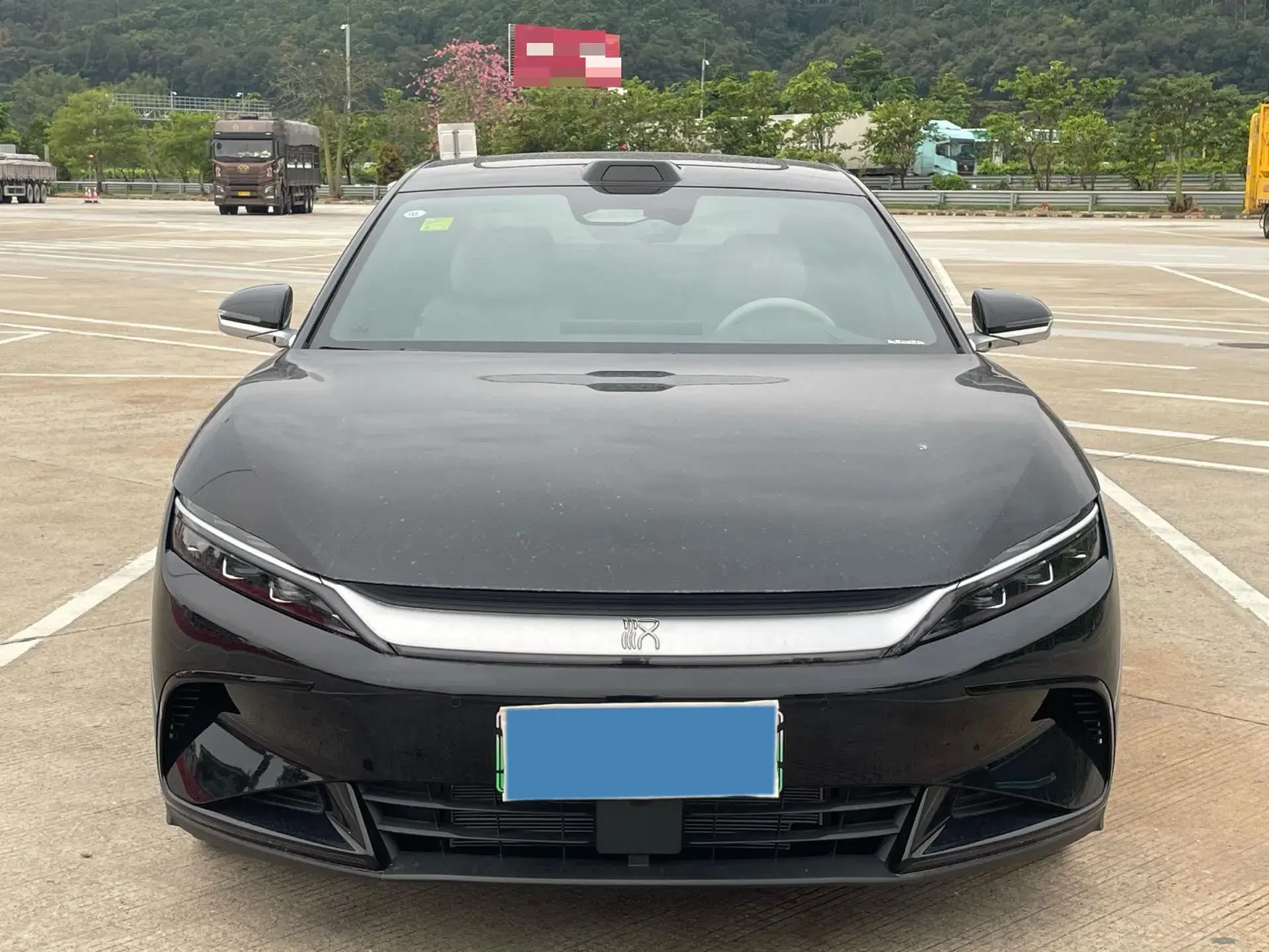 2025 BYD HAN thumbnail 2