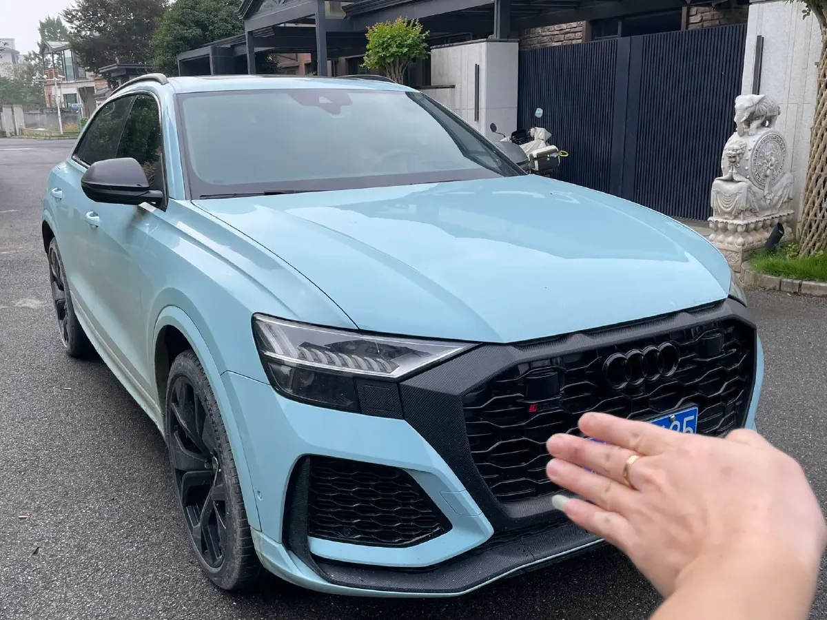 2021 Audi RS Q8 4.0T 600HP V8 8AT,autocango,china used car exporter,china ev exporter,chinese used car exporter,chinese used ev exporter