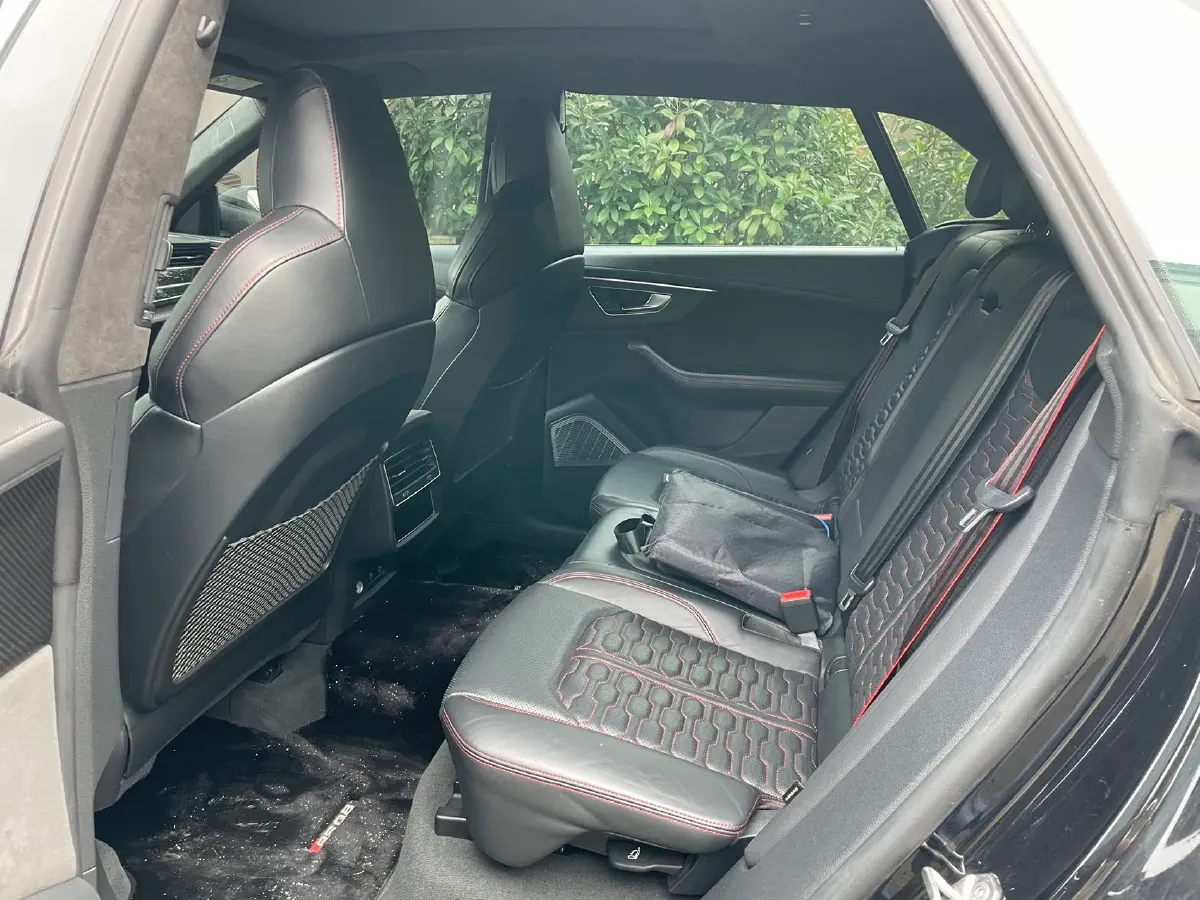 2021 Audi RS Q8 4.0T 600HP V8 8AT,autocango,china used car exporter,china ev exporter,chinese used car exporter,chinese used ev exporter