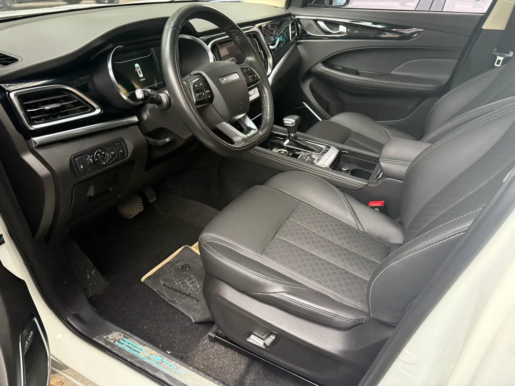 2019 JETOUR X90 thumbnail 4