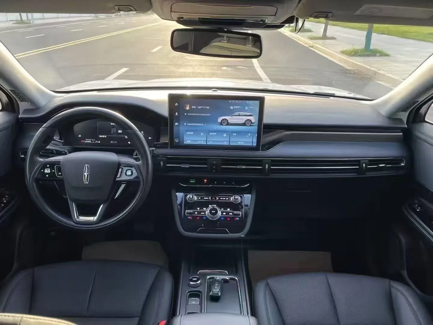 2022 LINCOLN CORSAIR thumbnail 2