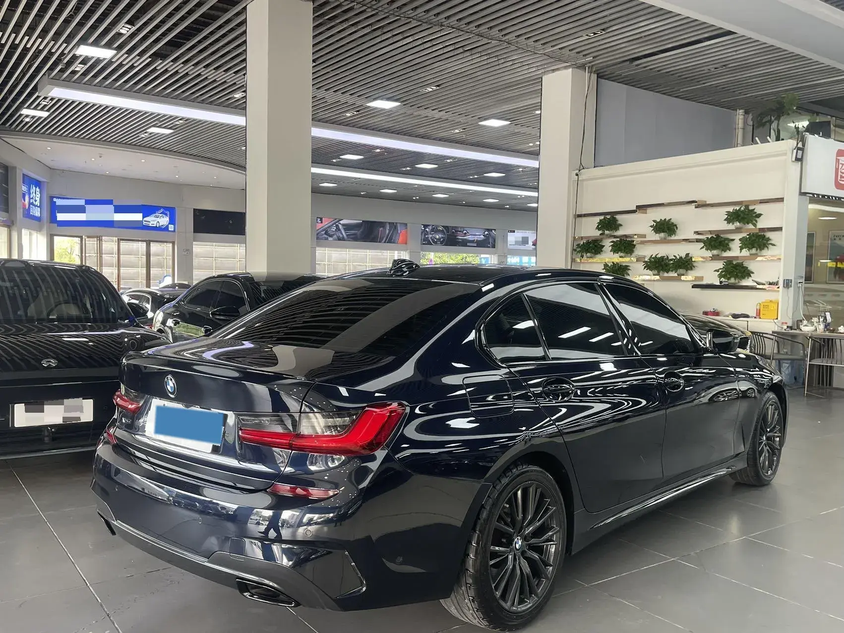 2020 BMW 3 thumbnail 3