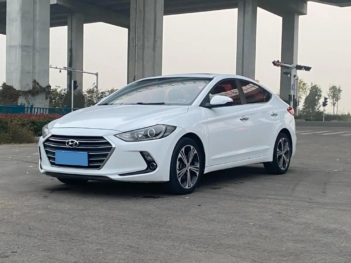 2018 Hyundai Elantra 1.4T 130HP L4 7DCT