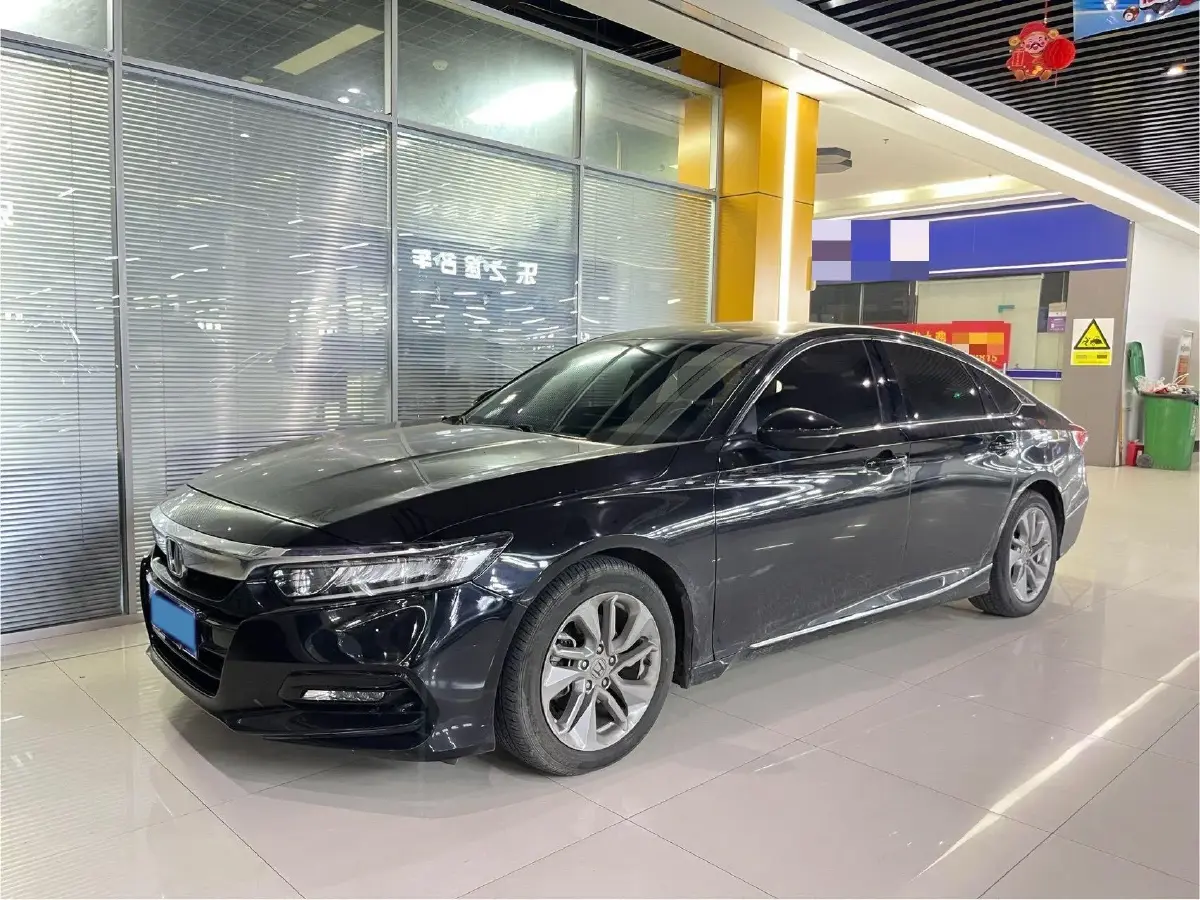 2018 Honda Accord 1.5T 194HP L4 CVT