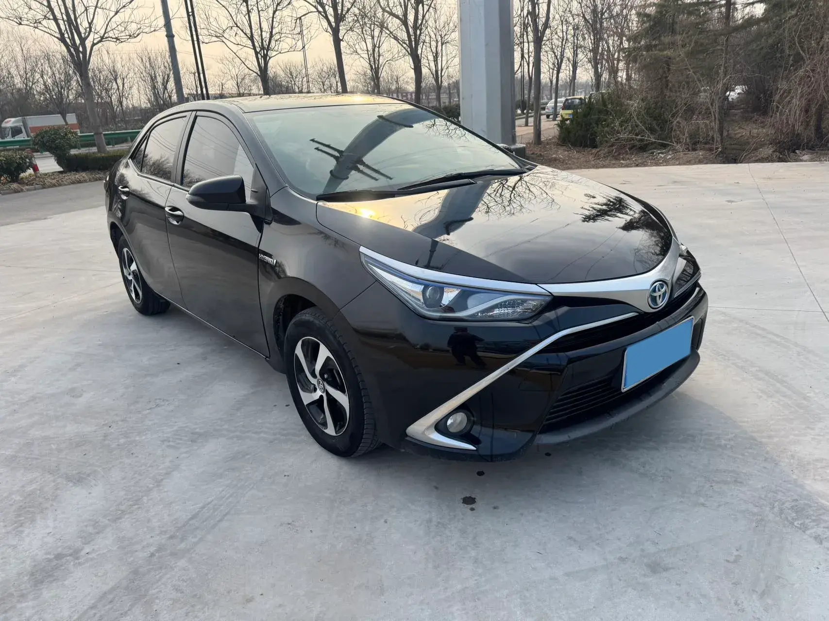 2017 TOYOTA LEVIN thumbnail 2