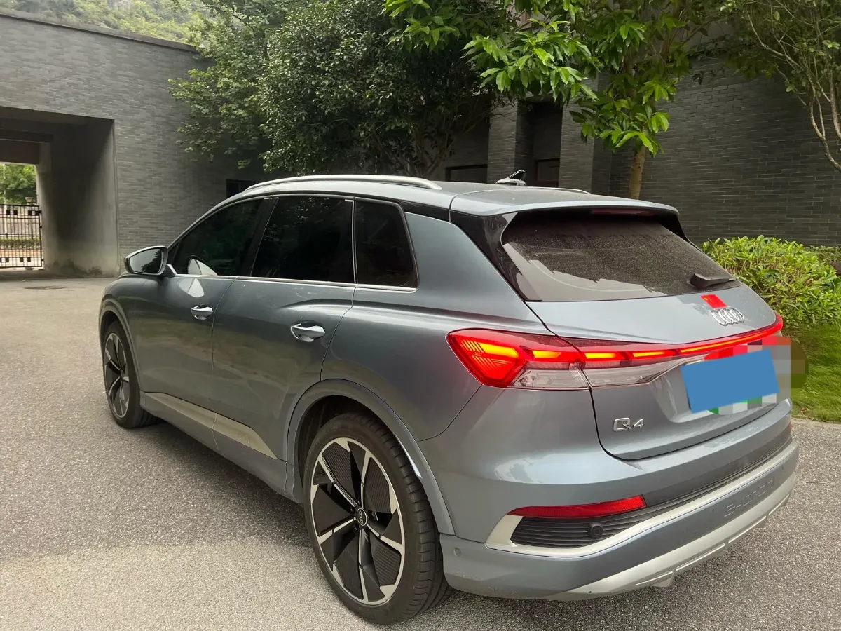 2022 Audi Q4 e-tron BEV 84.8KWH,autocango,china used car exporter,china ev exporter,chinese used car exporter,chinese used ev exporter