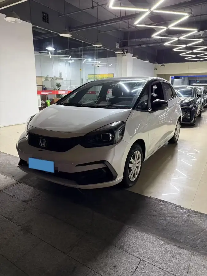 2024 Honda Fit 1.5L 124HP L4 CVT
