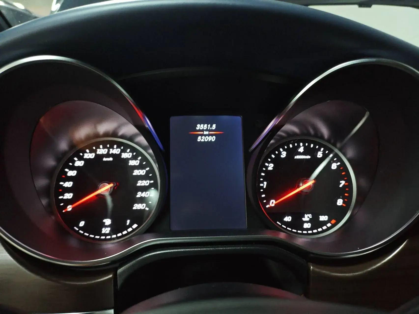 2022 MERCEDES-BENZ V thumbnail 2