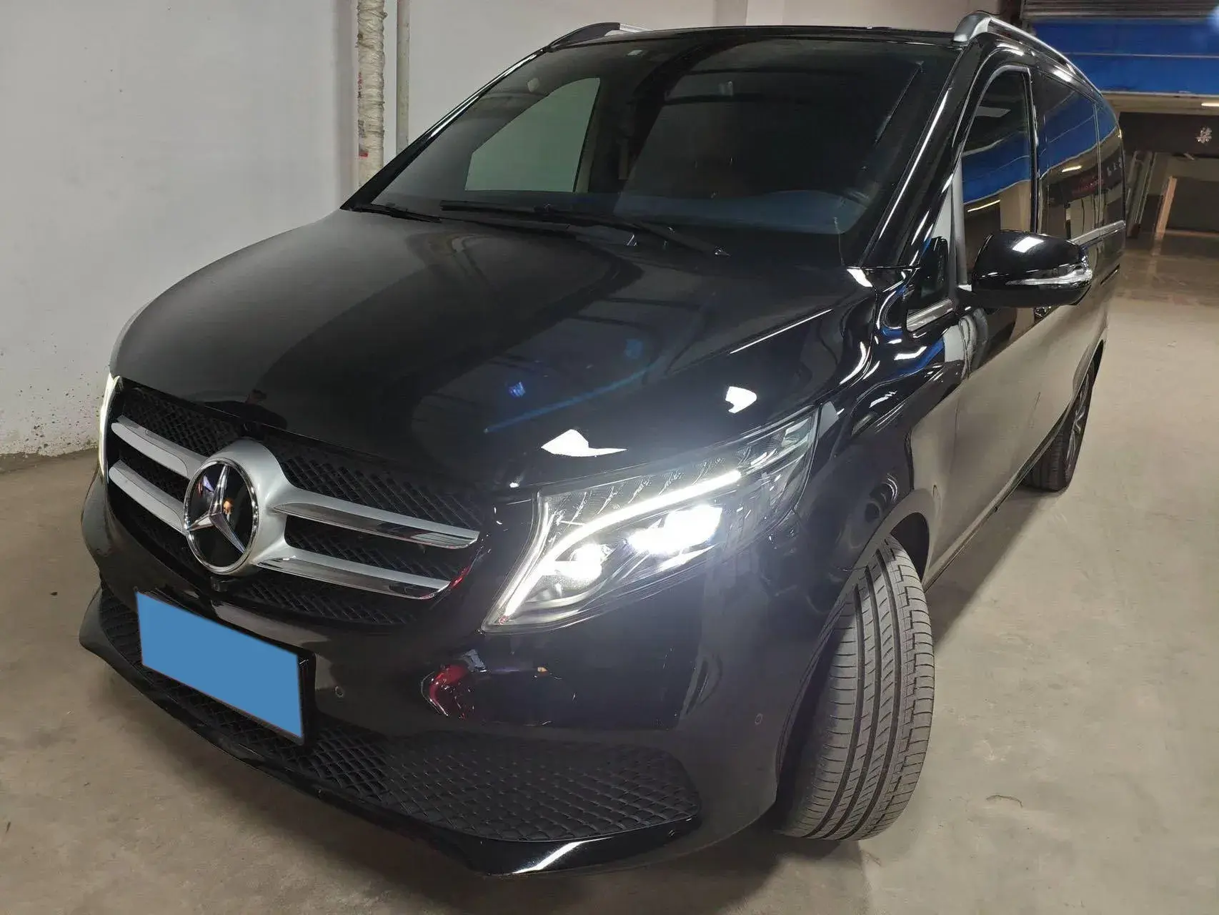 2022 MERCEDES-BENZ V view 1