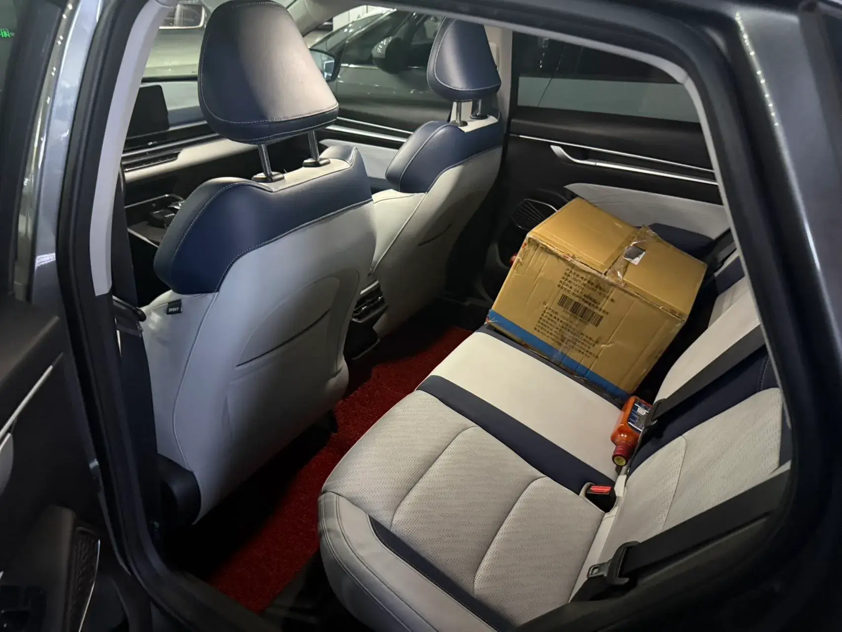 2022 GEELY EMGRAND thumbnail 4