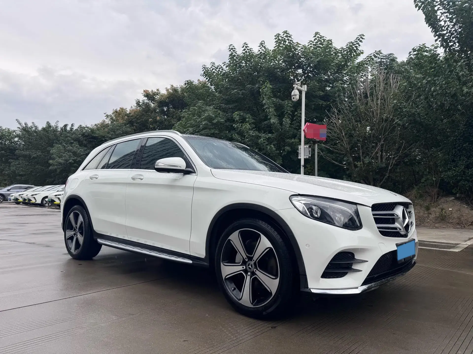 2021 BMW 1 thumbnail 3