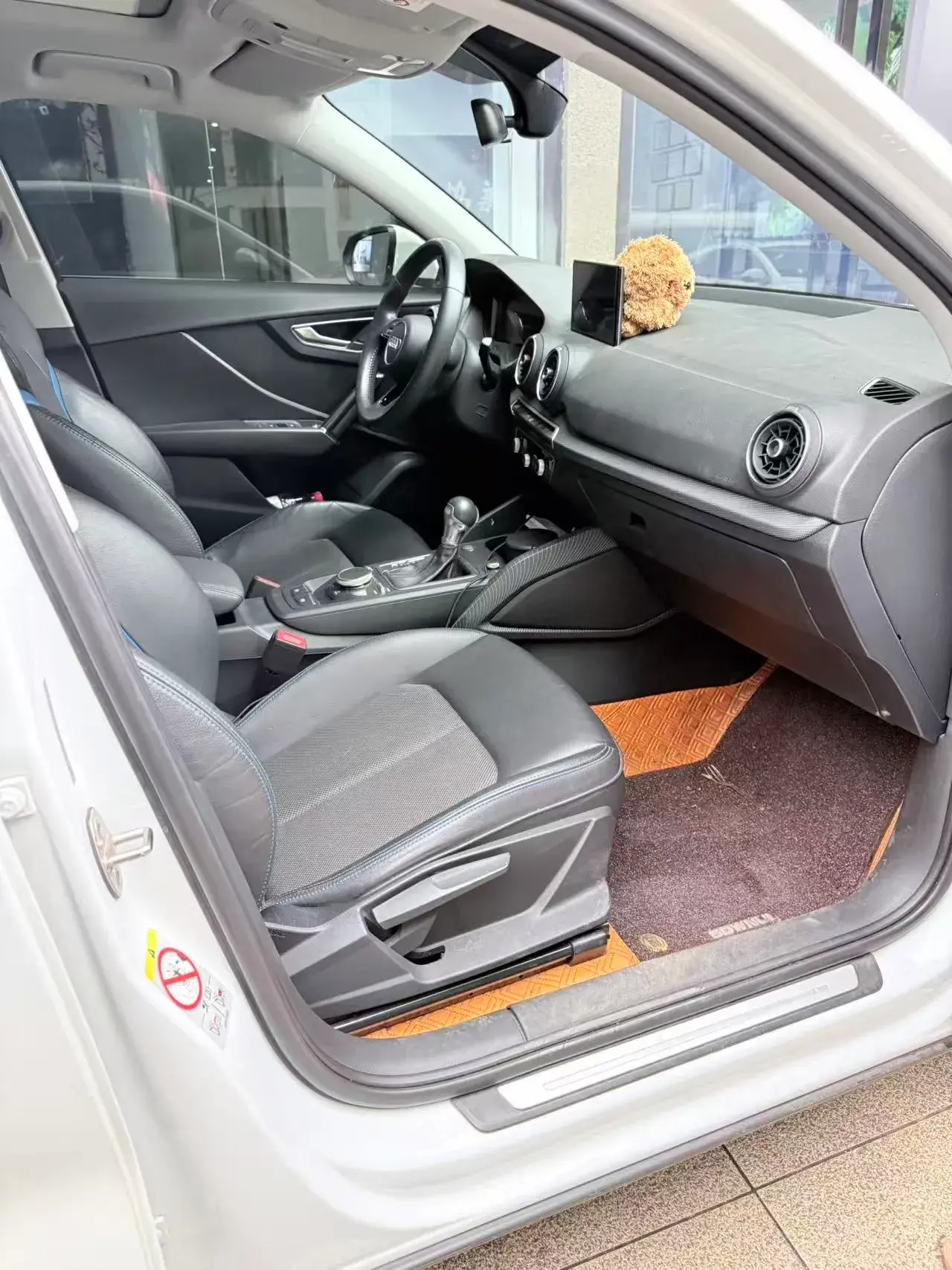 2019 AUDI Q2L thumbnail 4