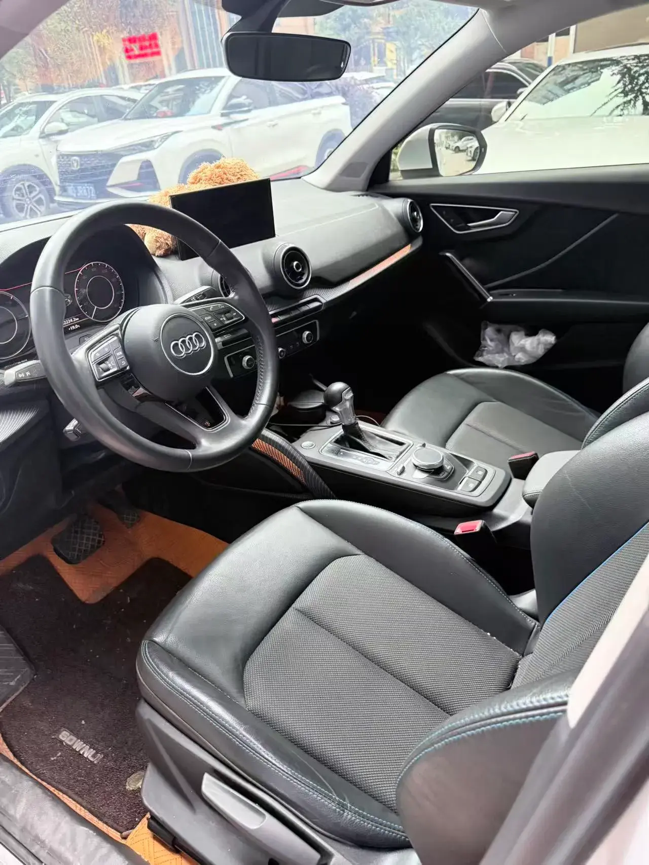 2019 AUDI Q2L thumbnail 3