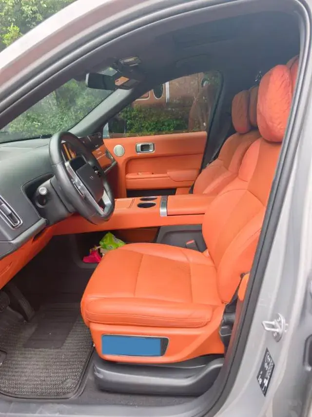 2022 LI L9 thumbnail 2