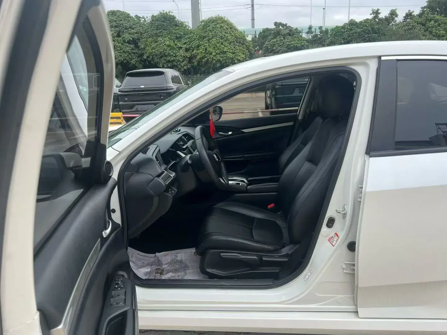 2019 HONDA CIVIC thumbnail 4