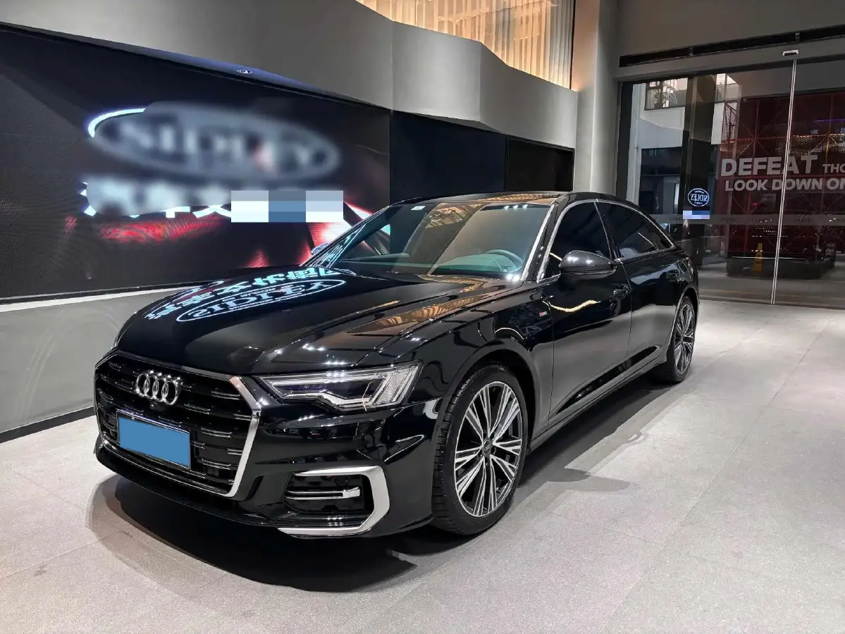 2024 Audi A6L 2.0T 245HP L4 7DCT