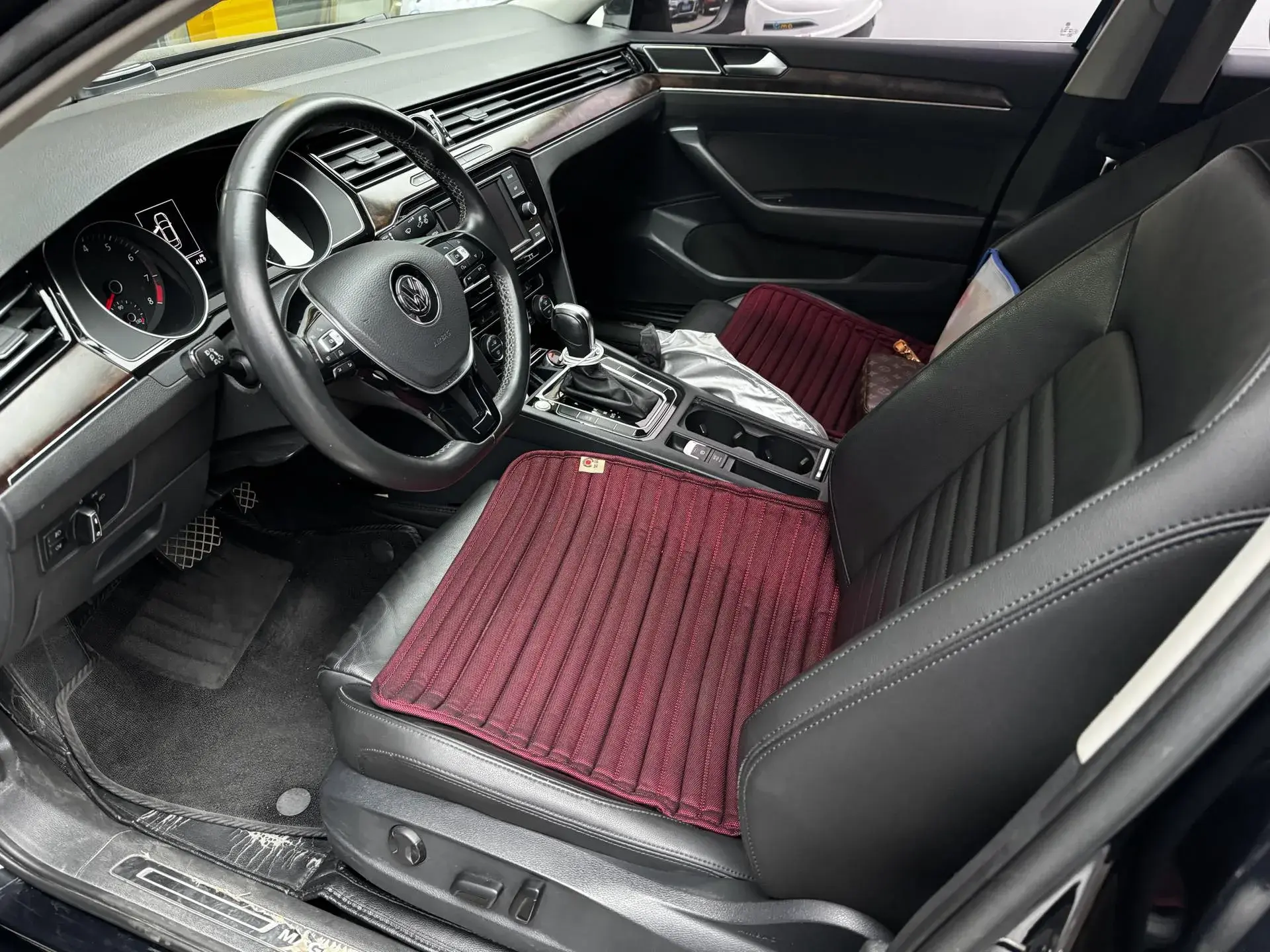 2018 VOLKSWAGEN MAGOTAN thumbnail 2