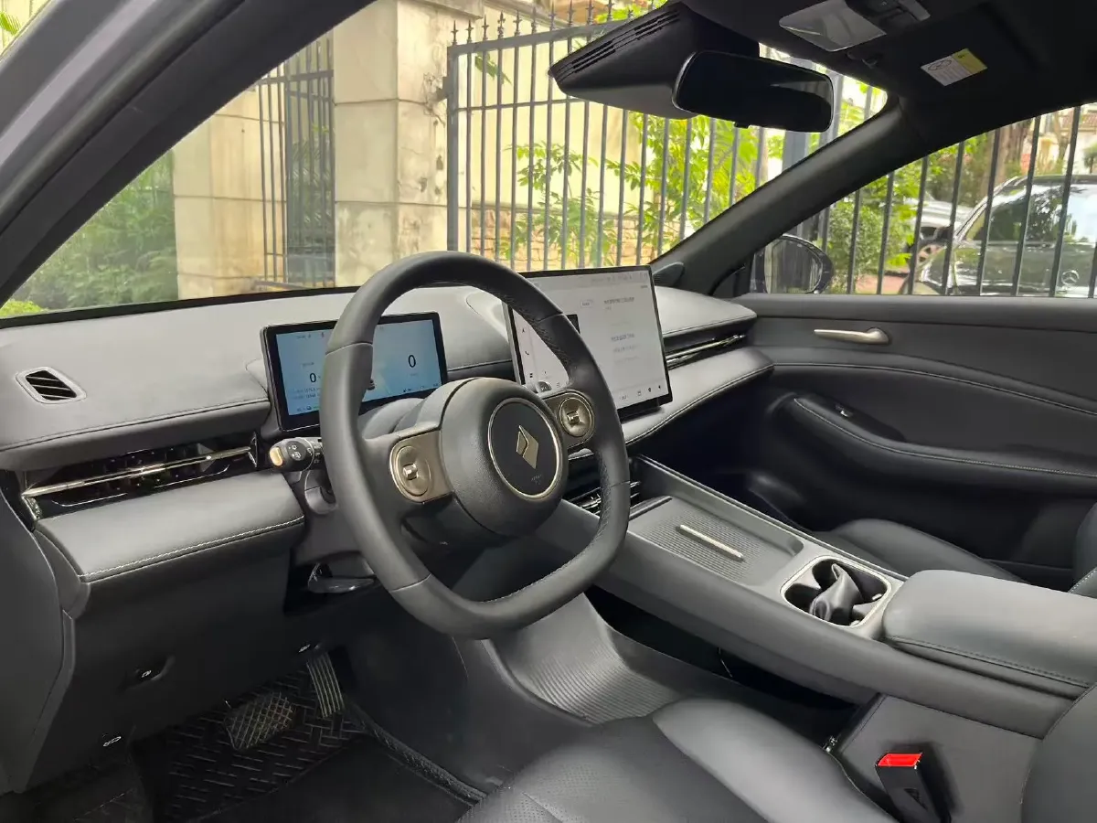 2024 BaoJun Cloud Sea 1.5L 106HP L4 E-CVT PHEV 20.5KWH,autocango,china used car exporter,china ev exporter,chinese used car exporter,chinese used ev exporter