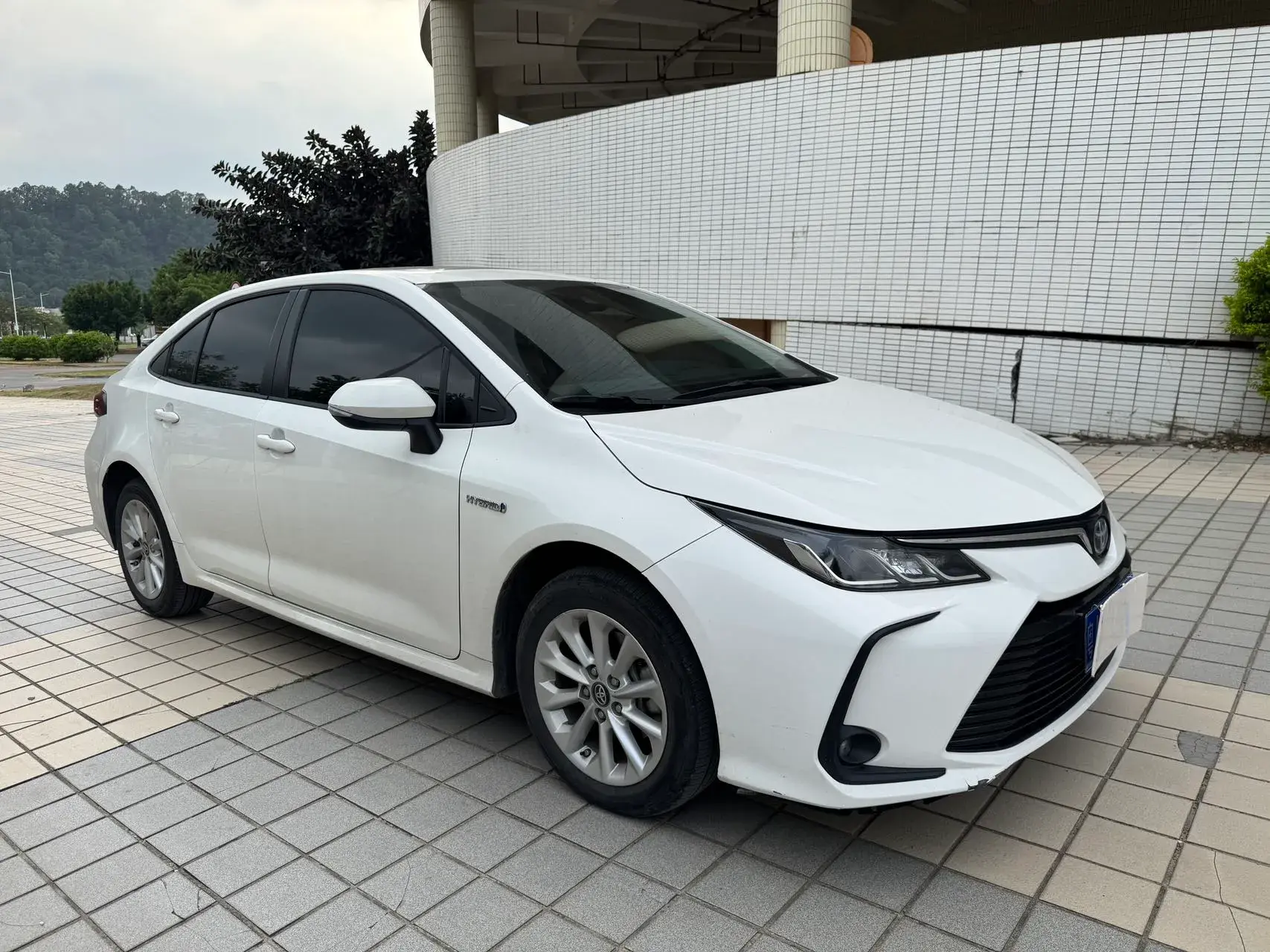 2021 TOYOTA COROLLA thumbnail 2