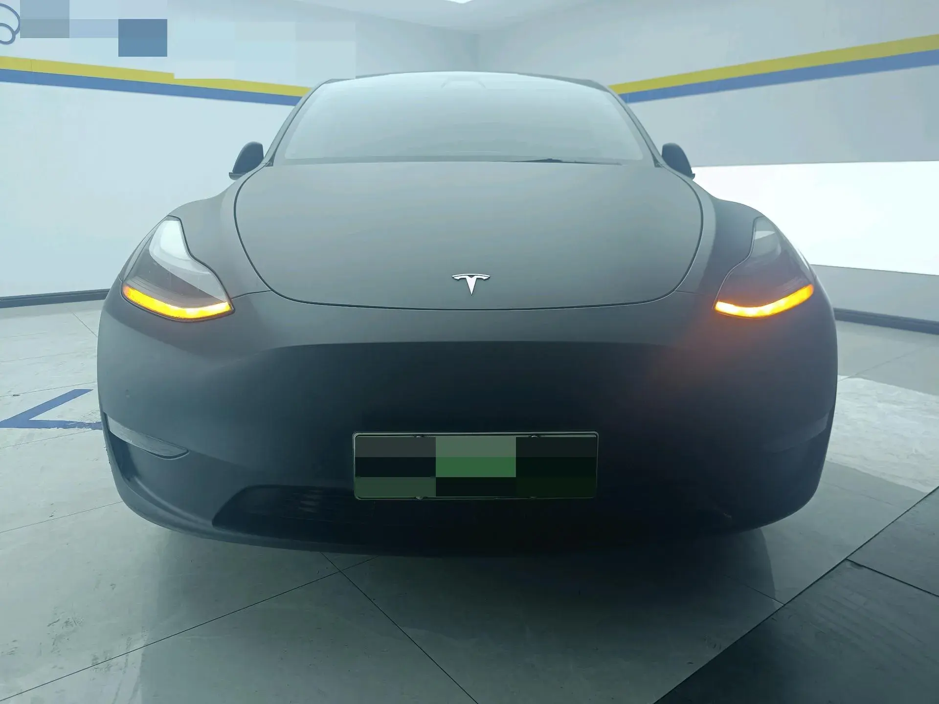 2021 TESLA MODEL thumbnail 2
