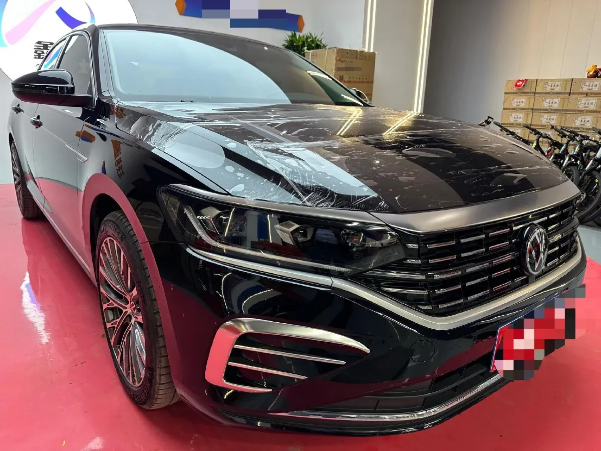 2023 Volkswagen Passat 2.0T 186HP L4 7DCT,autocango,china used car exporter,china ev exporter,chinese used car exporter,chinese used ev exporter