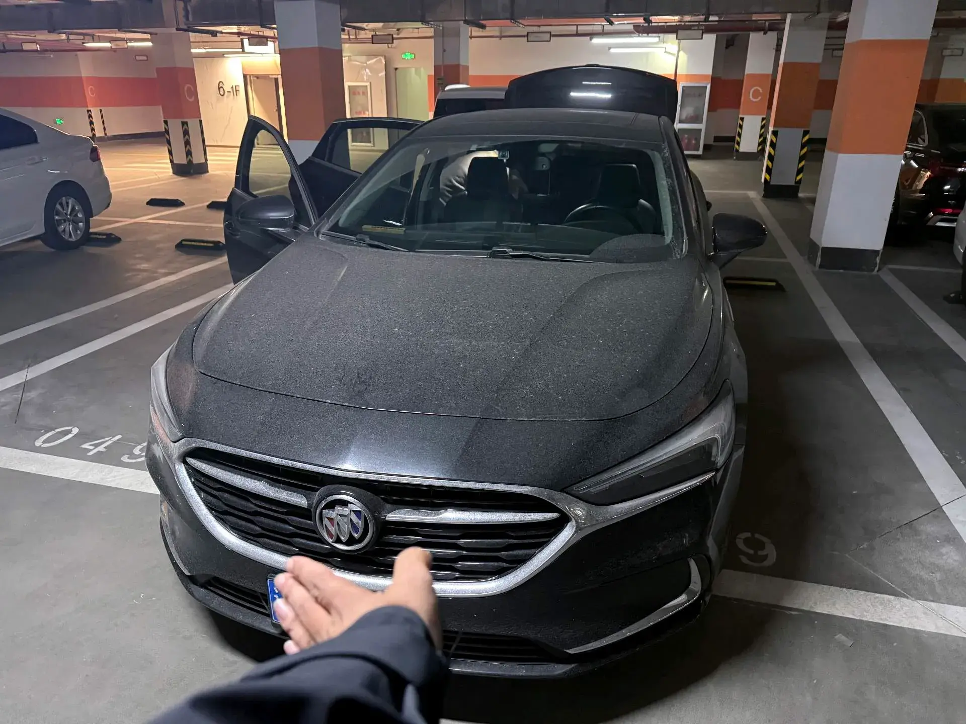 2022 BUICK LARCOSSE thumbnail 2