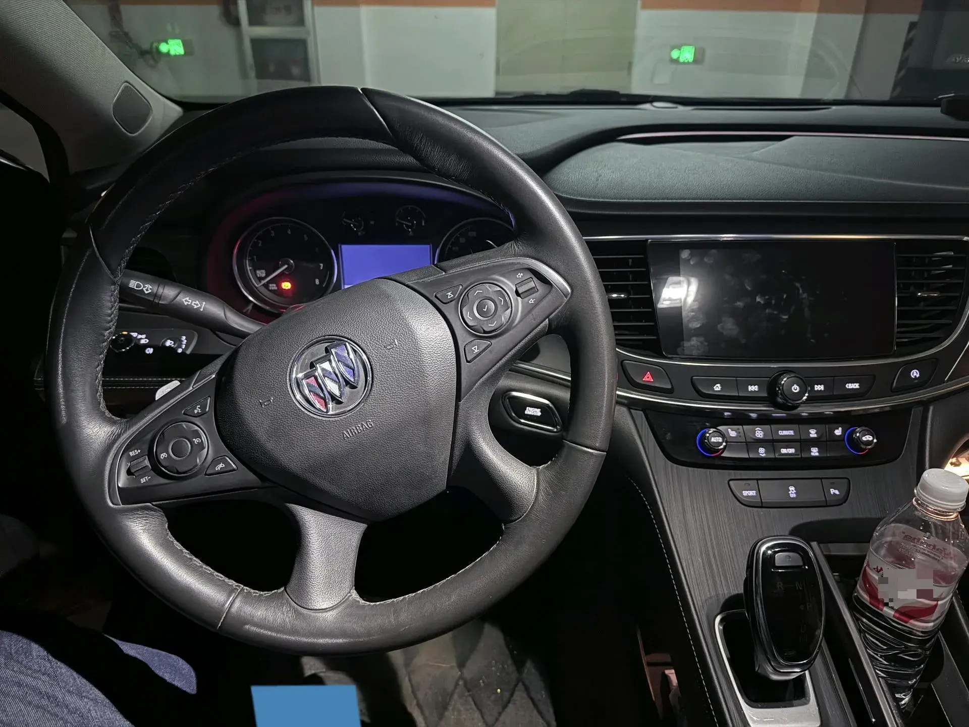 2022 BUICK LARCOSSE thumbnail 4