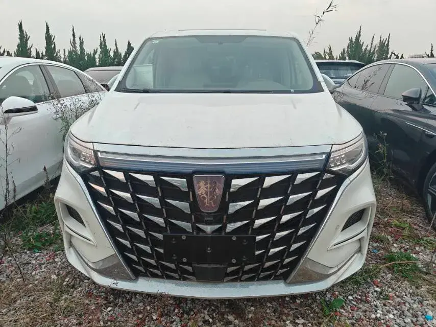 2022 ROEWE IMAX8 thumbnail 2