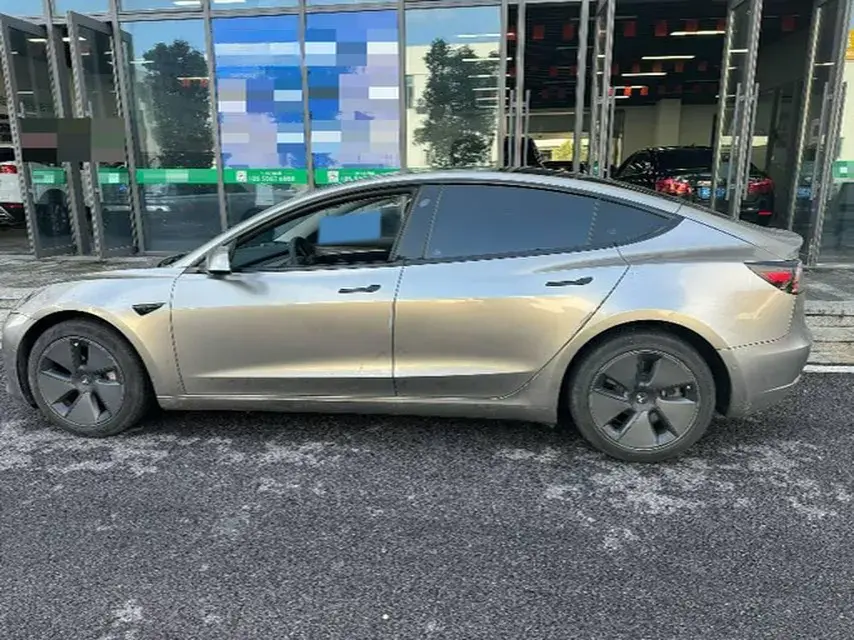 2023 TESLA MODEL thumbnail 3