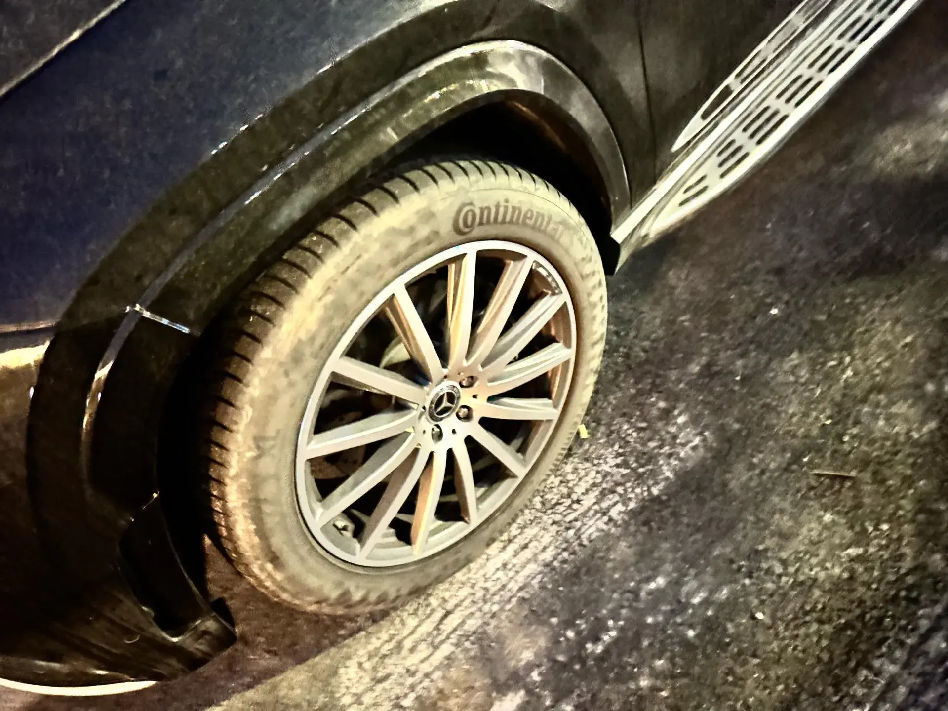 2023 MERCEDES-BENZ GLS thumbnail 2