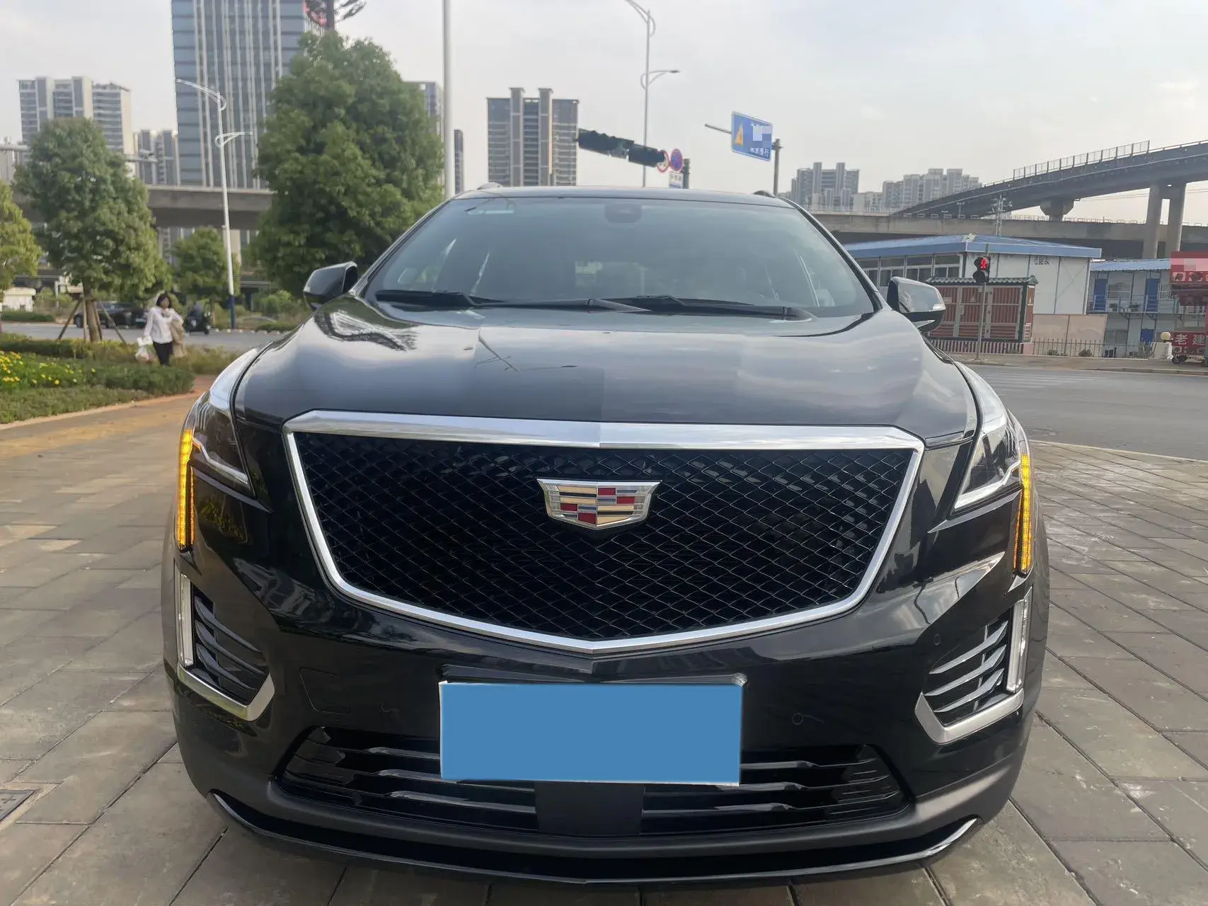 2023 CADILLAC XT5 thumbnail 2