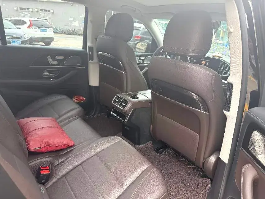 2023 MERCEDES-BENZ GLS thumbnail 2