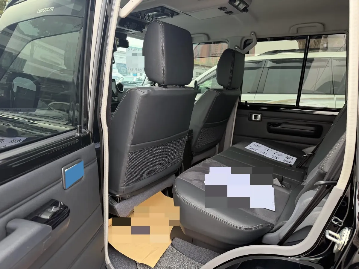 2007 Toyota Land Cruiser 4.7L 238HP V8 5AT,autocango,china used car exporter,china ev exporter,chinese used car exporter,chinese used ev exporter