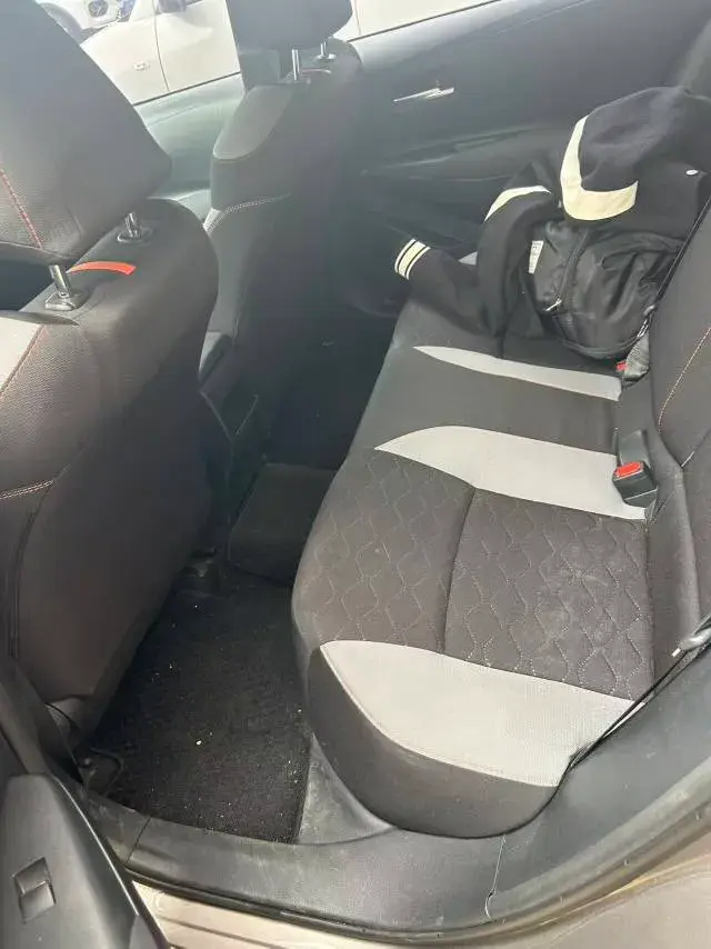 2021 TOYOTA COROLLA thumbnail 3