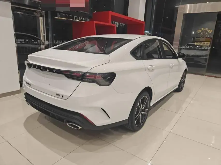 2024 GEELY BINRAY thumbnail 4